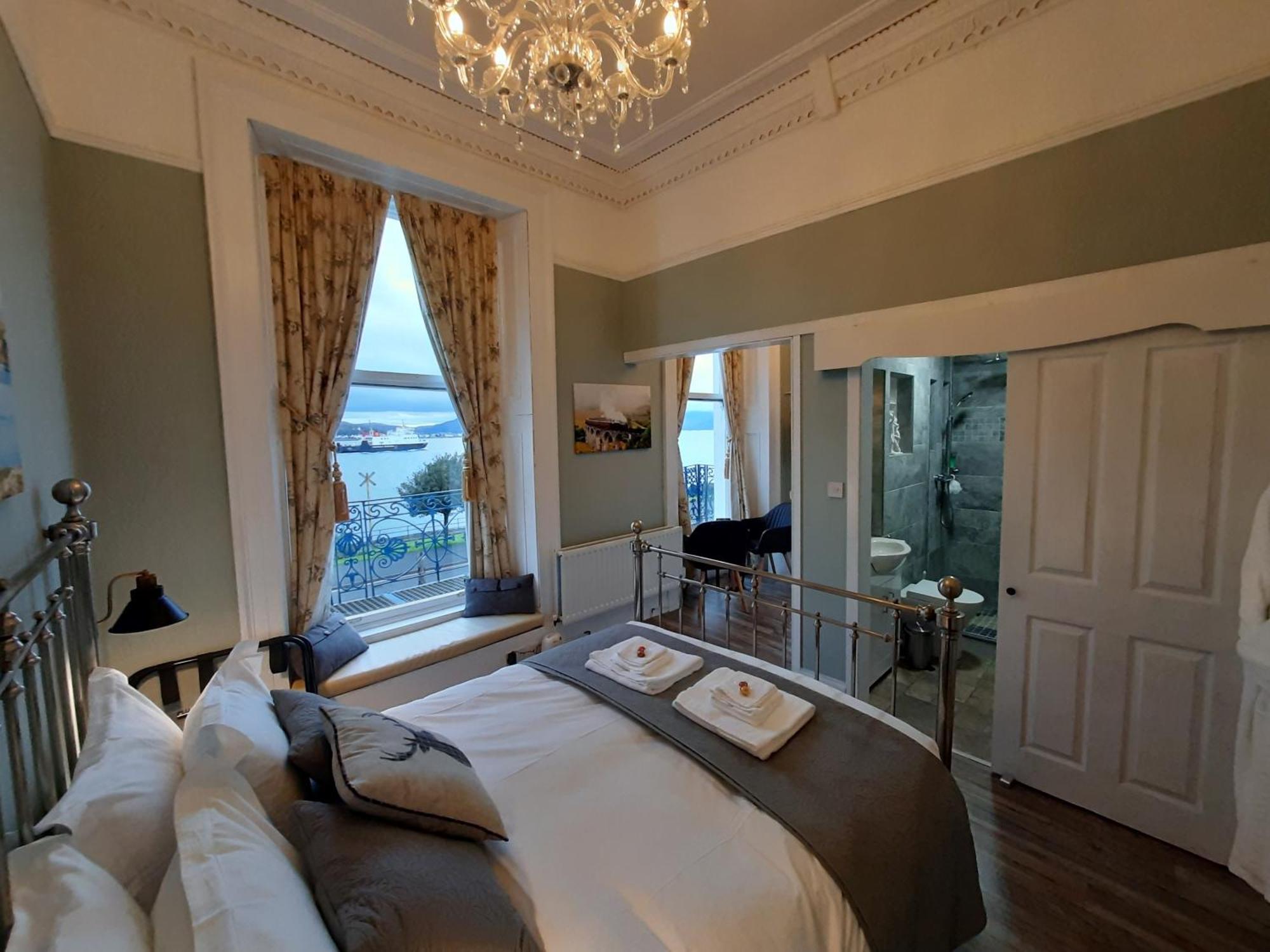 Highlander House Boutique Hotel Rothesay Exterior photo
